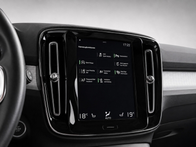 Volvo XC40 D3 MOMENTUM 2WD*PANO*LED*NAVI*HARMAN&KARDON