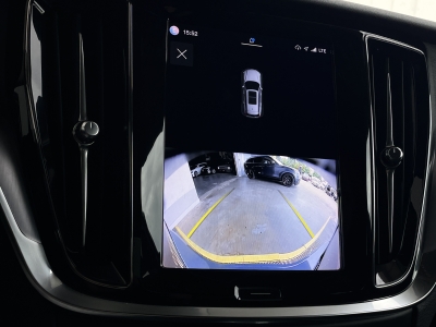 Volvo V60 B3*CORE*4 x SHZ*R.KAMERA*LED*NAVI*