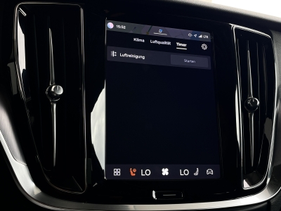 Volvo V60 B3*CORE*4 x SHZ*R.KAMERA*LED*NAVI*