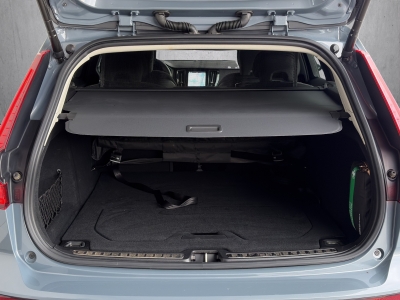 Volvo V60 B3*CORE*4 x SHZ*R.KAMERA*LED*NAVI*
