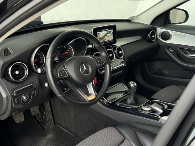 Mercedes-Benz C 180 T*CGI*AVANTGARDE*R.KAM*SHZ*
