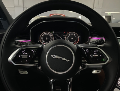 Jaguar F-PACE D200*R-Dynamic SE AWD*BLACK PACK*1.HAND*