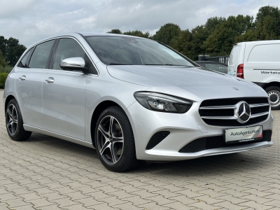 Mercedes-Benz B 220
