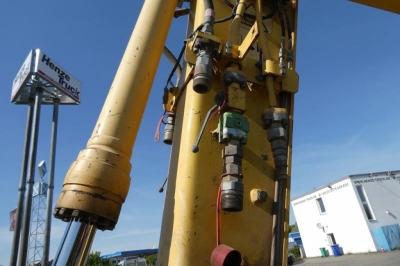 KOMATSU HANOMAG Mobilbagger PW140-7 