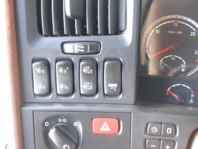 SCANIA (S) R 580/4x2 V 8- Top-Ausstattung