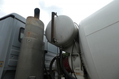 Mercedes-Benz Actros 3235 B 8x4 Stetter 9m³ -Deutsch