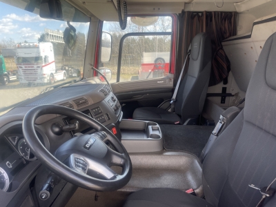 DAF TRUCKS (NL) CF 450 Auflieger wird separat verkauft!