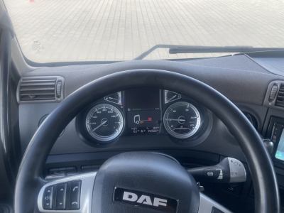 DAF TRUCKS (NL) CF 450 Auflieger wird separat verkauft!