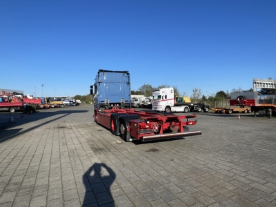 SCANIA (S) S 500 