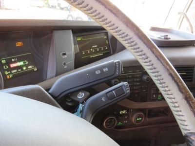 VOLVO (S) Truck FH 460 Meiller 20.70, Funk