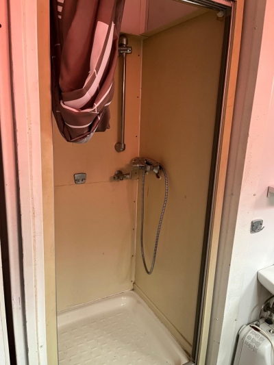 ANDERE  Containeranlage für Asbestsanierung 