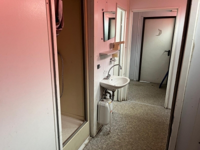 ANDERE  Containeranlage für Asbestsanierung 