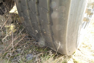 SCHMITZ GOTHA Abrollcontainernanhänger ACF 18 S -Schlitten