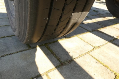 SCHMITZ GOTHA Abrollcontainernanhänger ACF 18 S -Schlitten