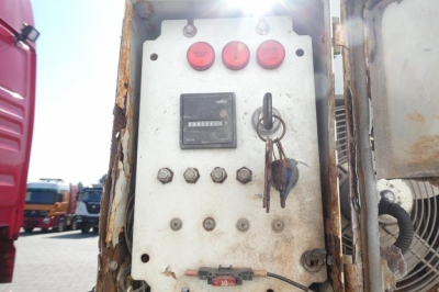 HOENKHAUS Betonmischauflieger 