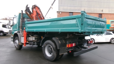 Mercedes-Benz 1823 Atego Meiller-Kipper, Greiferhydr., Funk