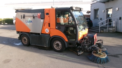 Hako Citymaster 2200 Motorprobleme, Ersatzteilträger