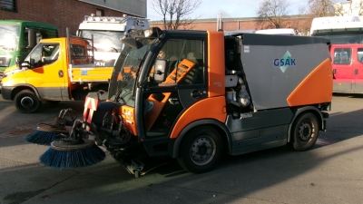 Hako Citymaster 2200 Motorprobleme, Ersatzteilträger