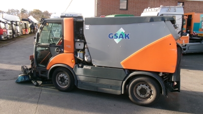 Hako Citymaster 2200 Motorprobleme, Ersatzteilträger