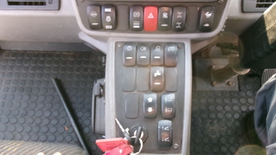 Hako Citymaster 2200 Motorprobleme, Ersatzteilträger