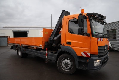 Mercedes-Benz 1523L Atego Pritsche + Kran, Klima, 2x AHK