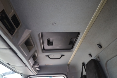 Mercedes-Benz 816 Atego Koffer + LBW, Euro 6, AHK, 3 Sitze