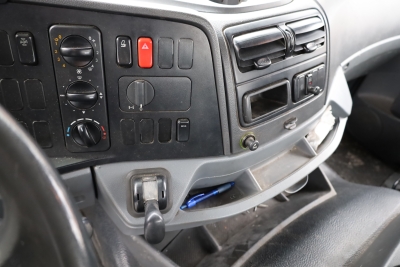 Mercedes-Benz 1829 L AXOR 4x2 Euro 5, Atlas-Heckladekran, 5,40