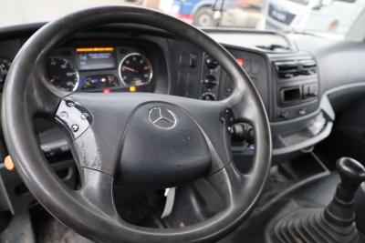 Mercedes-Benz 1829 L AXOR 4x2 Euro 5, Atlas-Heckladekran, 5,40