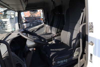 Mercedes-Benz 816 Atego Koffer + LBW, Klima, Mittelsitz