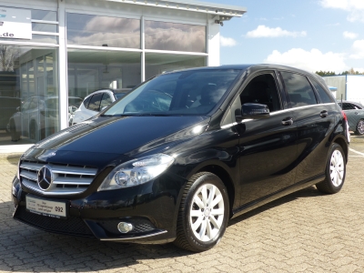 Mercedes-Benz B 220 4Matic Navi+Standh+Shzg+PDC+Klimaautom+BT