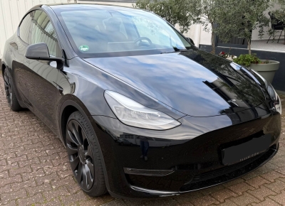 Tesla Model Y Performance * AHK * ACC Boost * 1. Hand