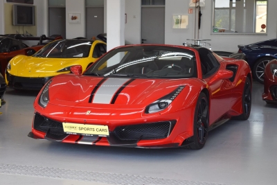 Ferrari 488 Pista
