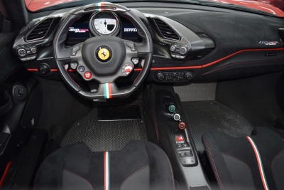 Ferrari 488 Pista