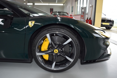 Ferrari SF90 Stradale