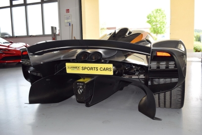 Aston Martin Valkyrie