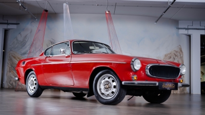 Volvo P1800