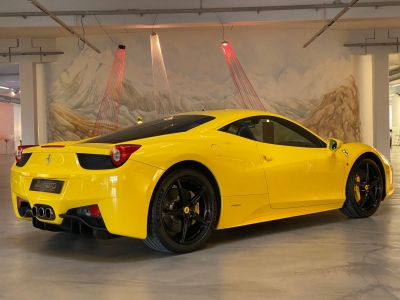 Ferrari 458