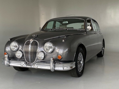 Jaguar MK II