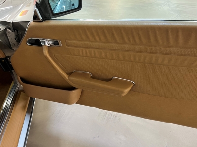 Mercedes-Benz SL 560