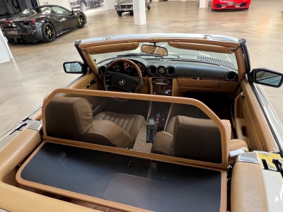 Mercedes-Benz SL 560