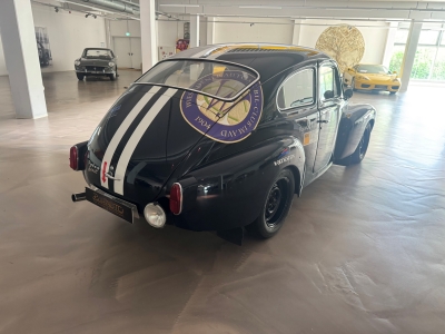Volvo PV544