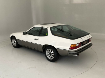 Porsche 924