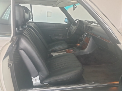 Mercedes-Benz 280 SLC
