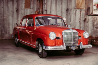 Mercedes-Benz 180 Ponton (W120)