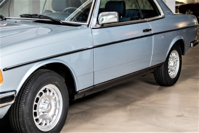 Mercedes-Benz CE 230