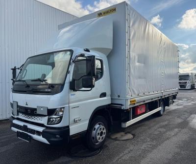 FUSO Canter 7C18