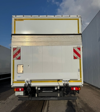FUSO Canter 7C18