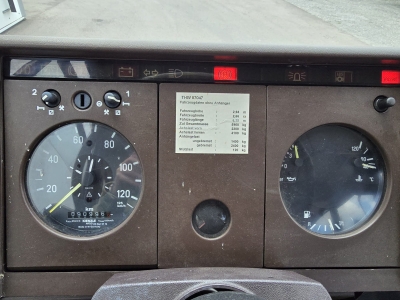 Mercedes-Benz 711 D Vario