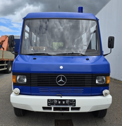 Mercedes-Benz 711 D Vario