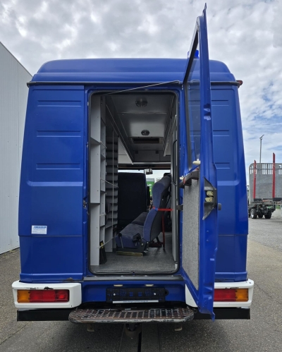 Mercedes-Benz 711 D Vario